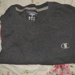 Champion tshirt